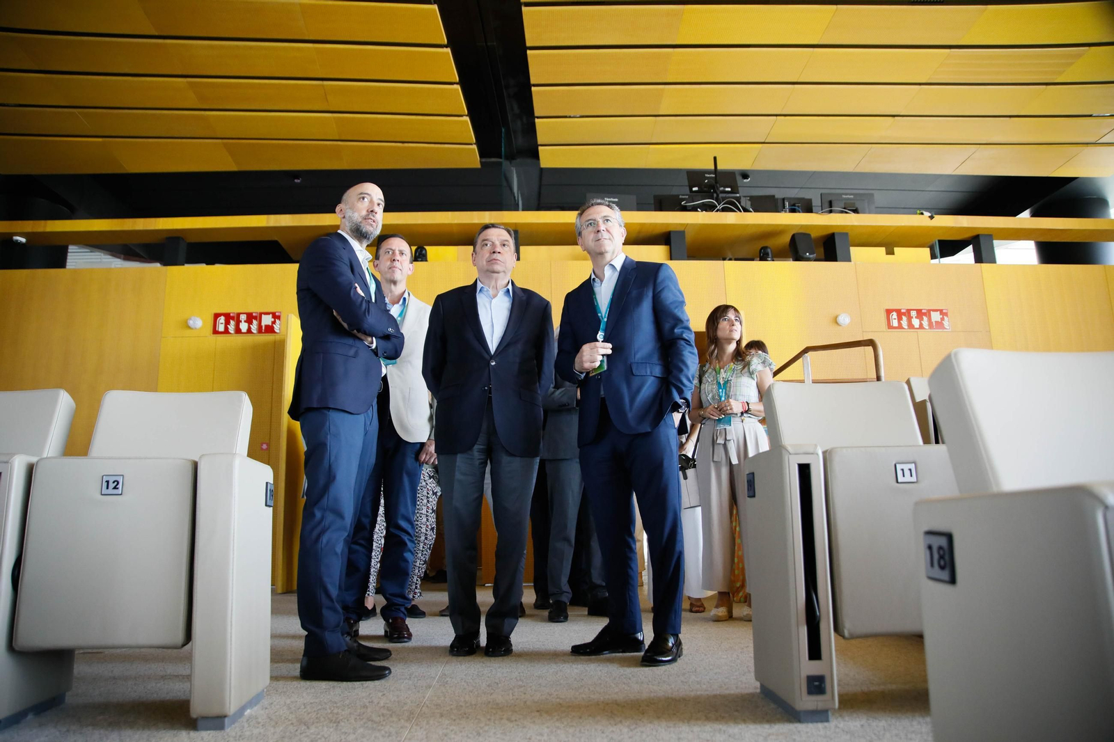 El ministro de Agricultura, Pesca y Alimentación, Luis Planas, visita el Centro Tecnológico Financiero del Grupo Cajamar en el Parque Científico-Tecnológico de Almería (PITA), en imágenes