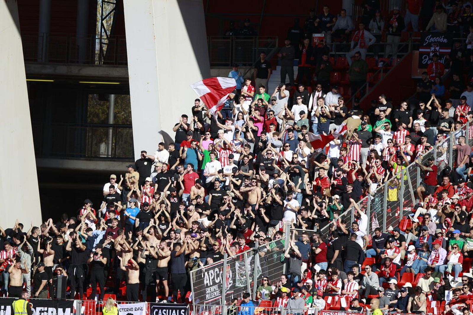 Sector de Preferencia en el que se ubica el grupo de animación Grada Joven