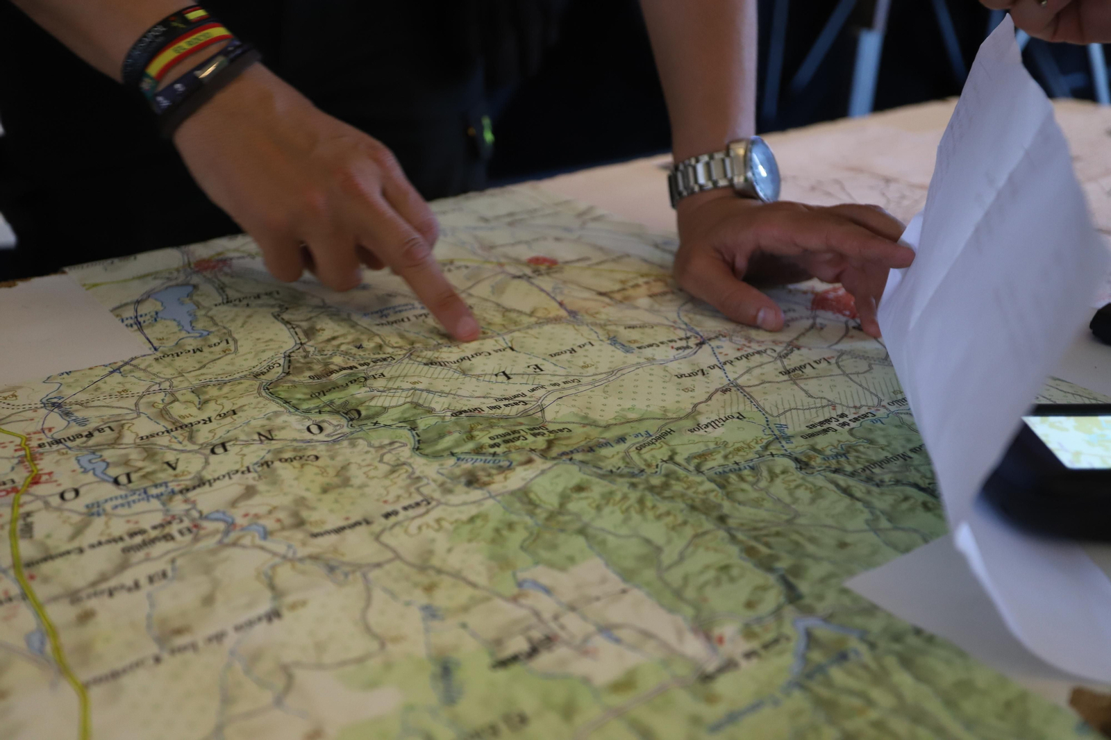 Imágenes de la búsqueda del joven desaparecido en Candón