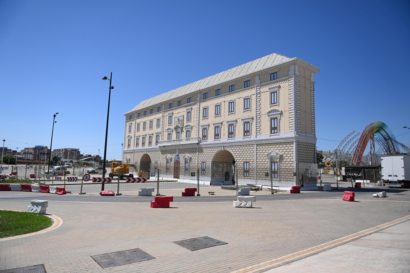 Feria de Málaga 2022: últimos retoques en el Real y el Centro (fotos)