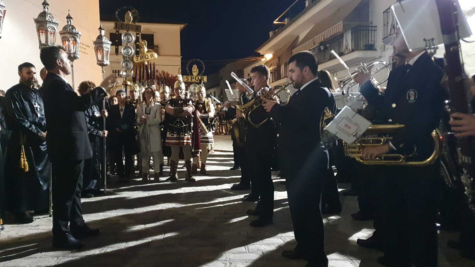 Viernes Santo en Castro del Río: A los pies del Santo Sepulcro