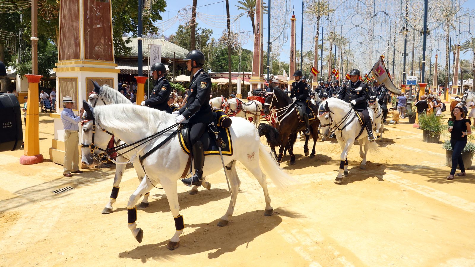 Entrega del Caballo de Oro en Jerez a la Unidad Especial de Caballería de la Policía Nacional.