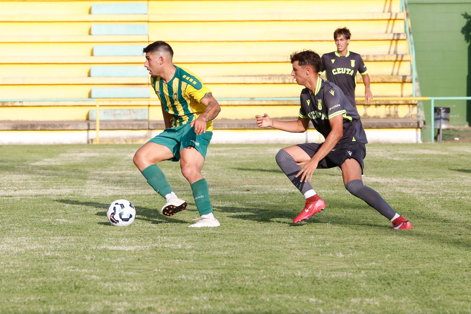 Las fotos del triangular en el estadio Carlos Piña de Los Barrios con el Algeciras CF y el Ceuta B
