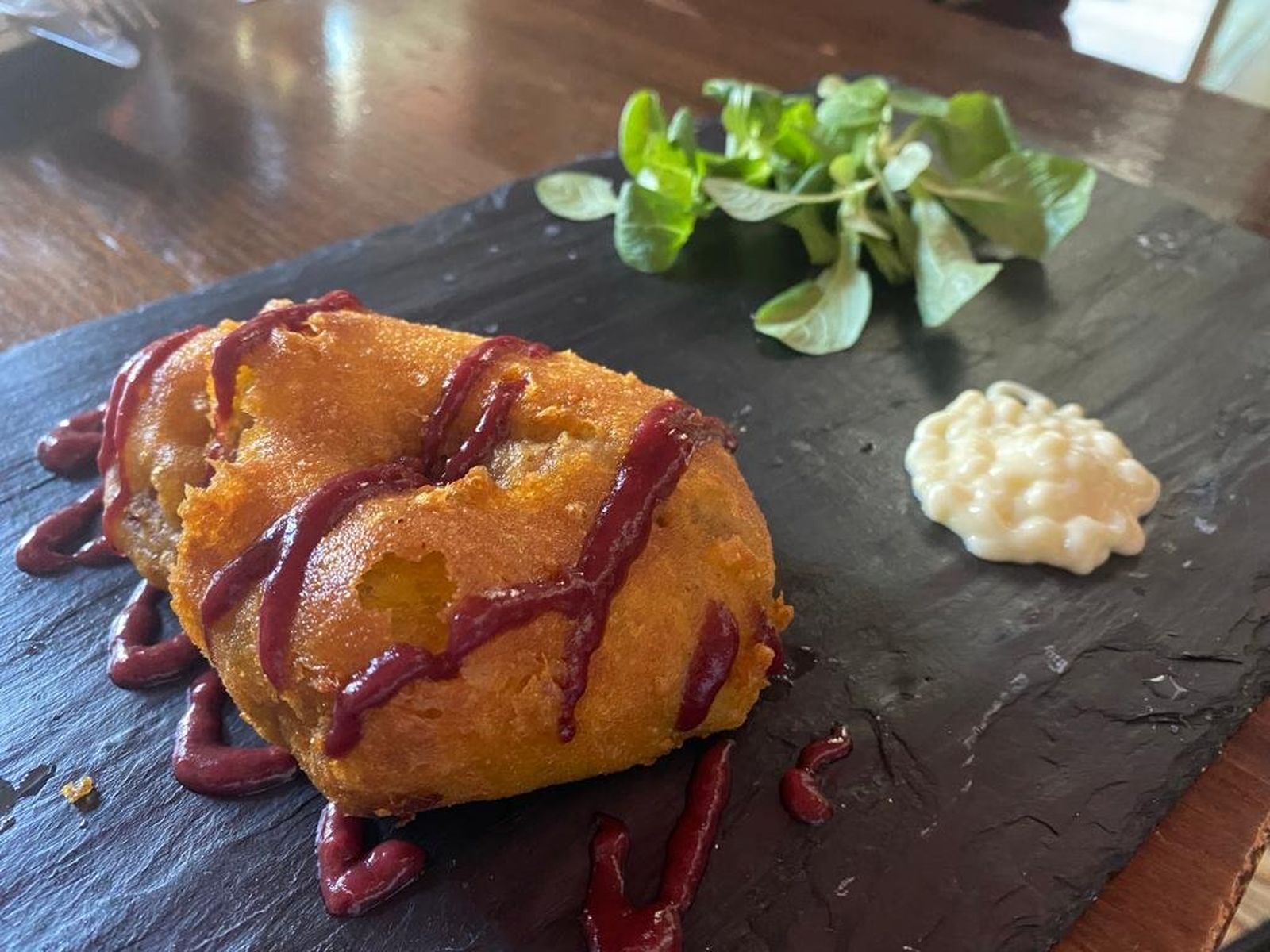 Bar Pascual con su tapa, Delicias de Mallorca, ha logrado el segundo premio