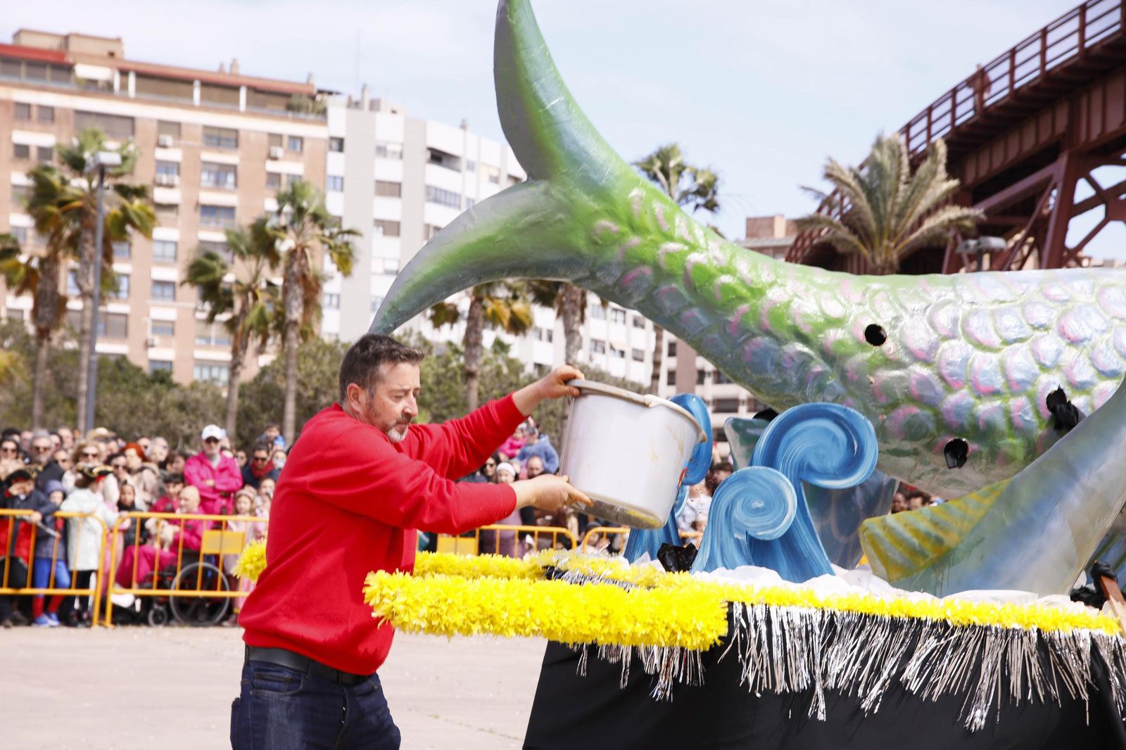 Las imágenes del entierro de la sardina en Almería