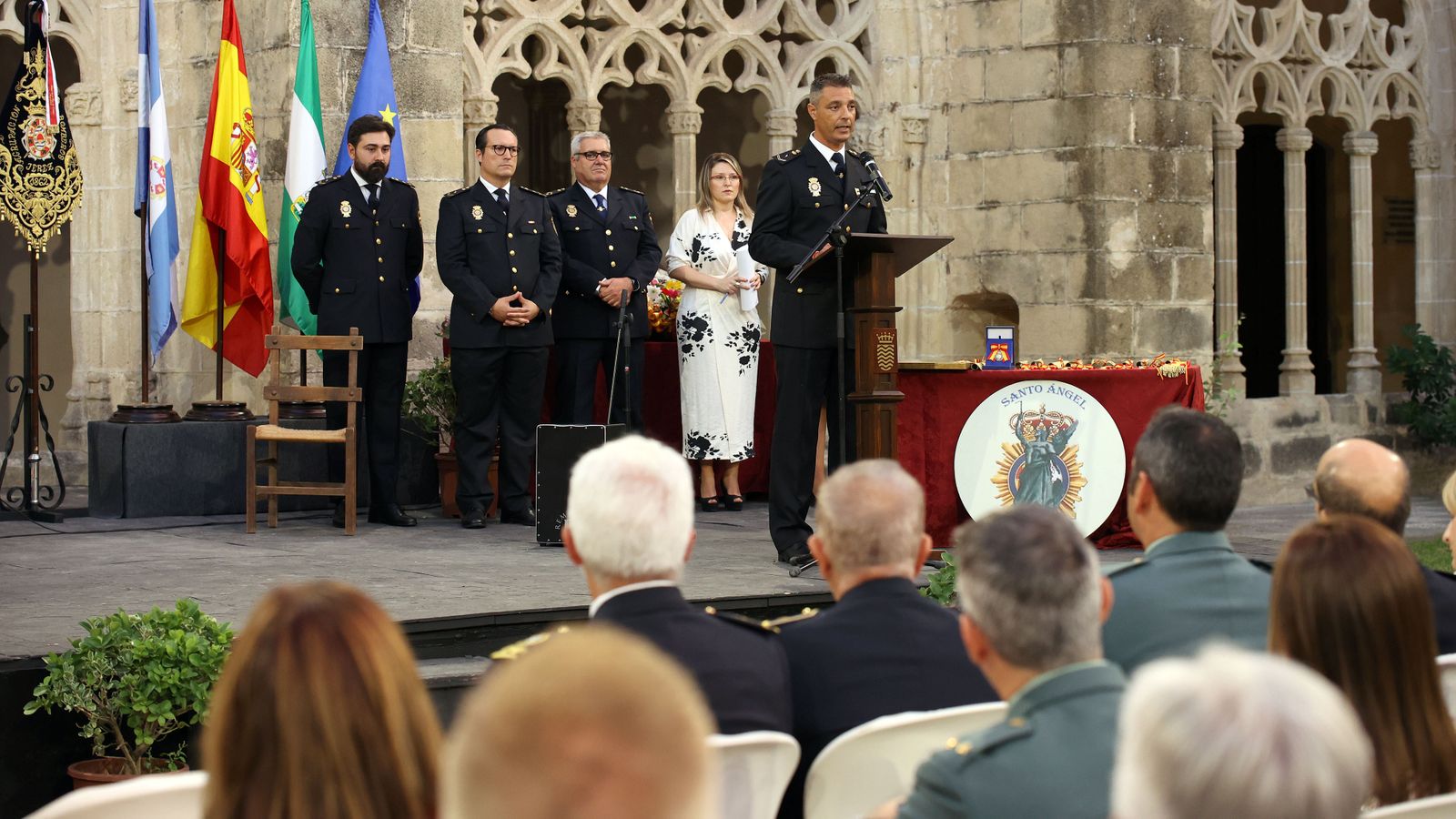 Entrega de medallas de la Asociación Santo Ángel de la Policía Nacional de Jerez