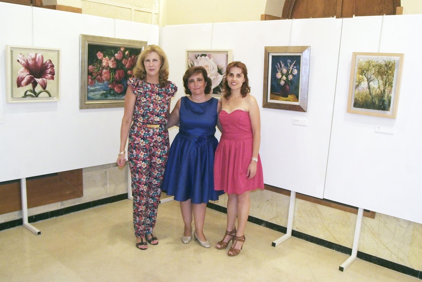Mari Carmen García Yáñez con María Dolores Ortega y Mariquina Ramos.