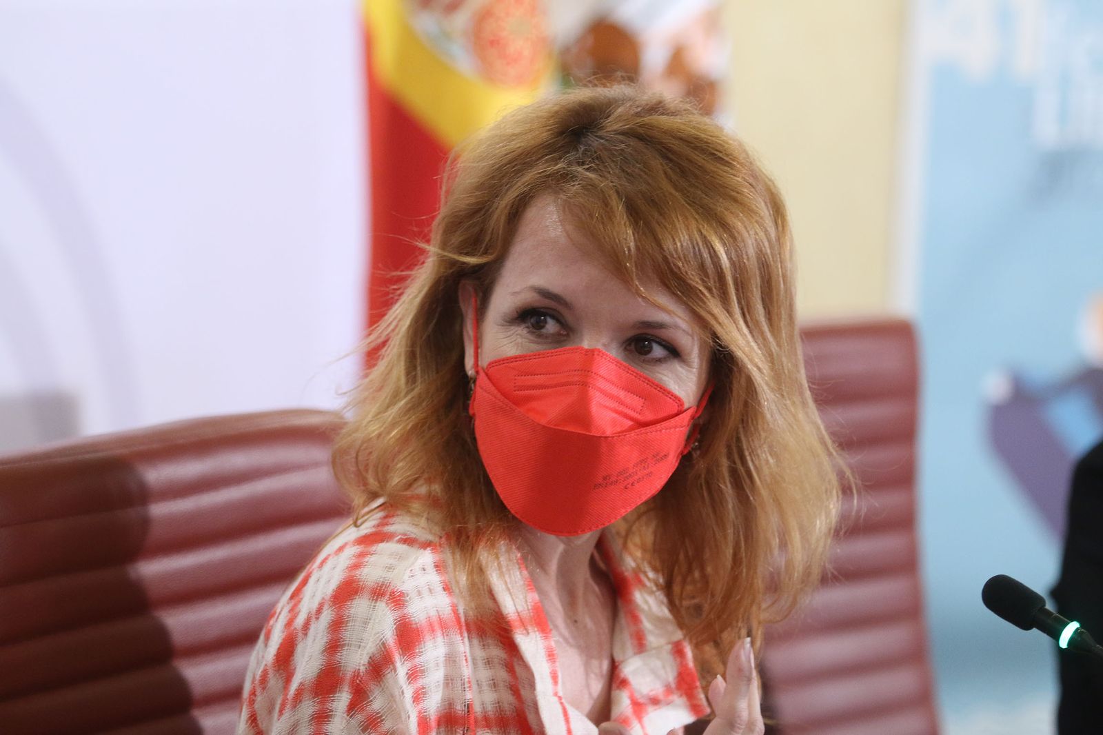 Fotogalería Diario de los Libros, con Vanessa Montfort y su obra 'La mujer sin nombre'