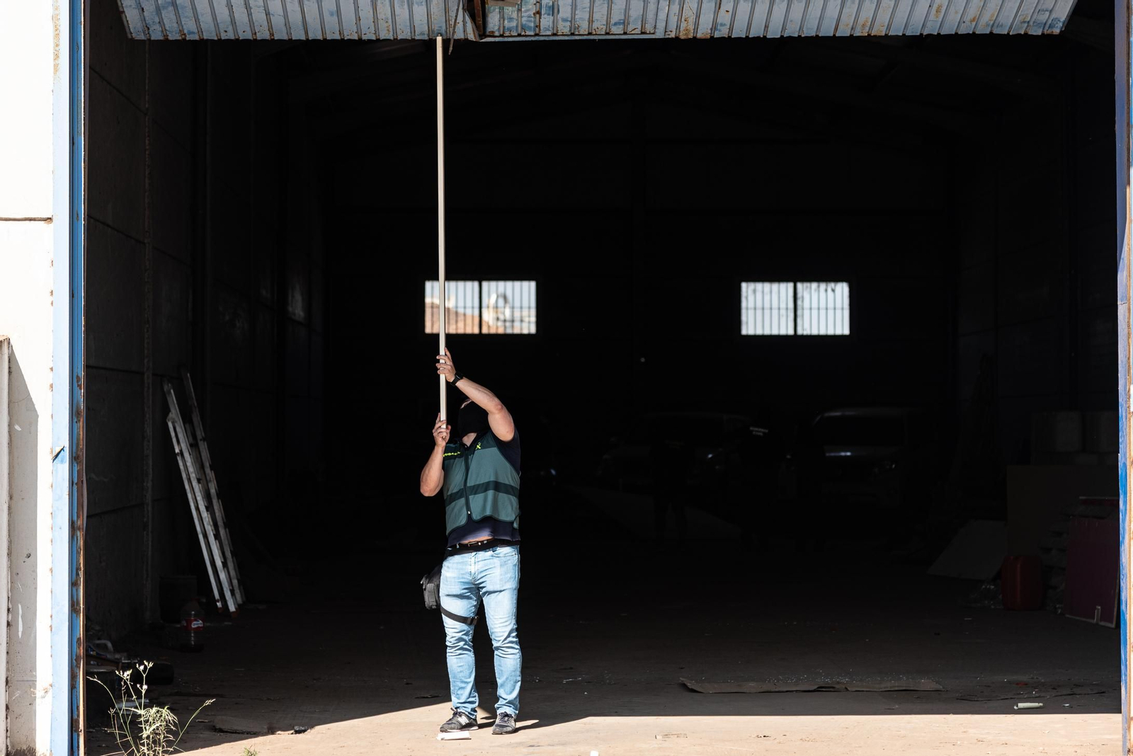 Intervención de la Guardia Civil en una nave de San Juan en la operación Barros