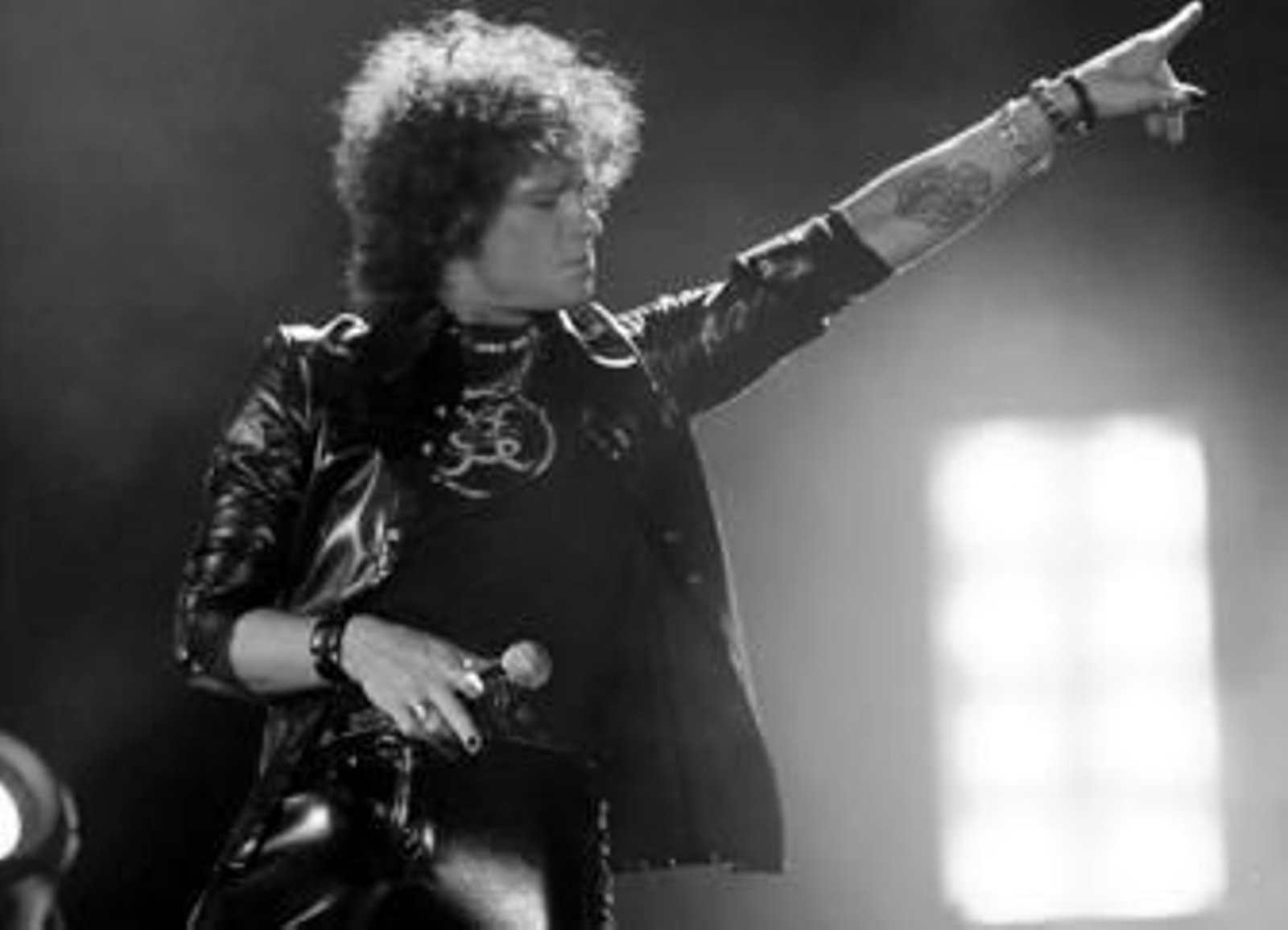 Enrique Bunbury, durante un concierto que ofreció en octubre de 2007 en Sevilla.