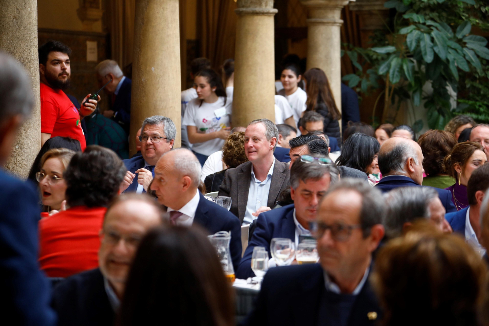 La comida benéfica de la Fundación Bangassou en Córdoba, en imágenes