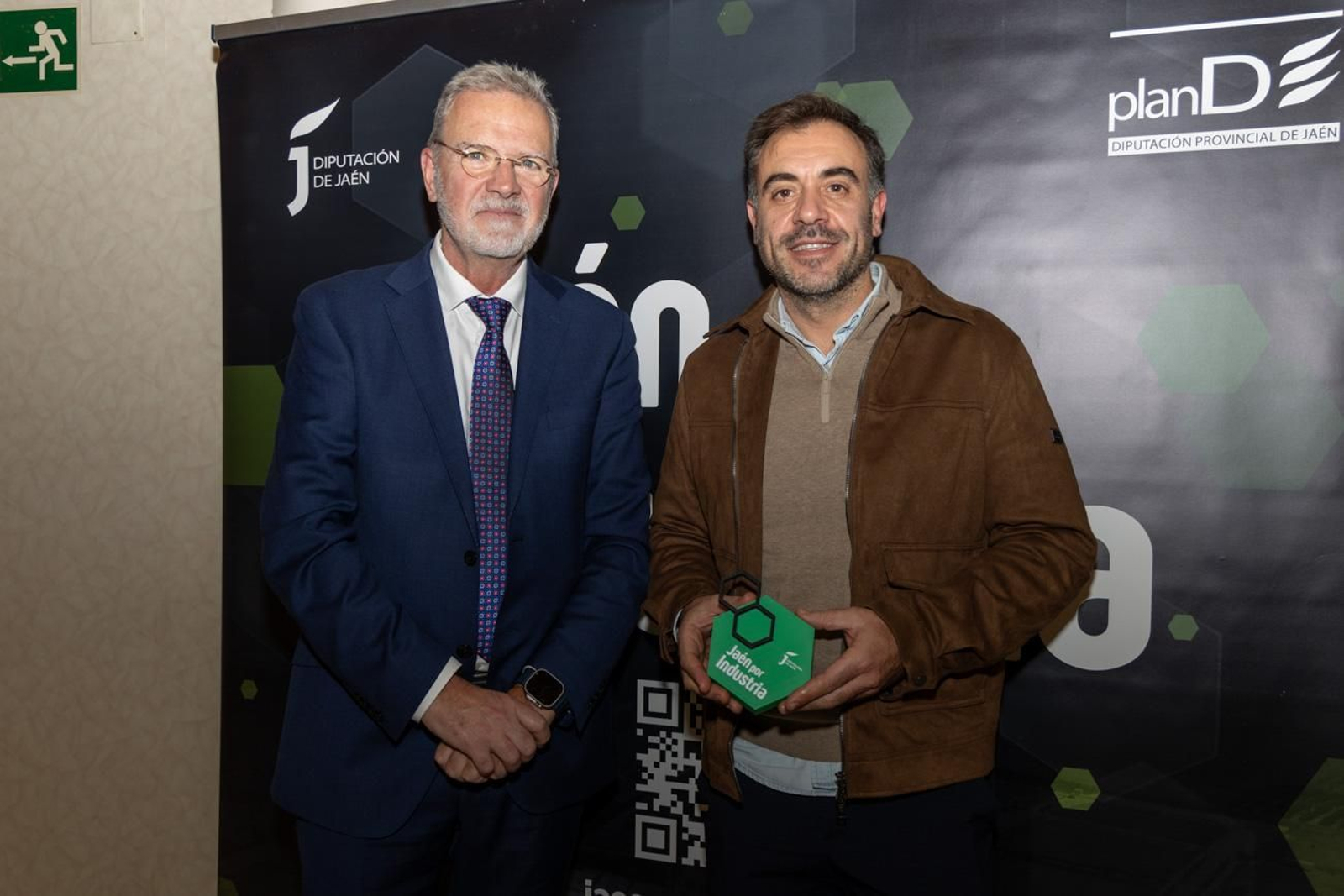 Entrega de distinciones y apertura del III Encuentro Provincial Jaén por Industria