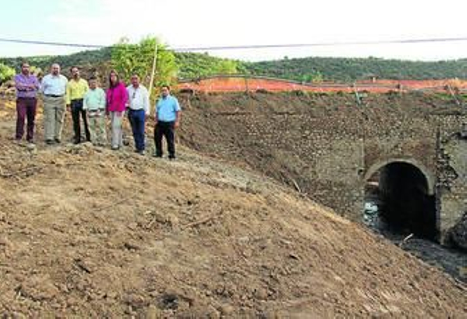 La responsable del área de Fomento de Diputación visitó ayer las obras.