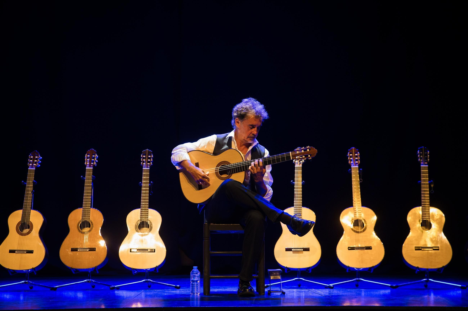 El guitarrista Paco Serrano