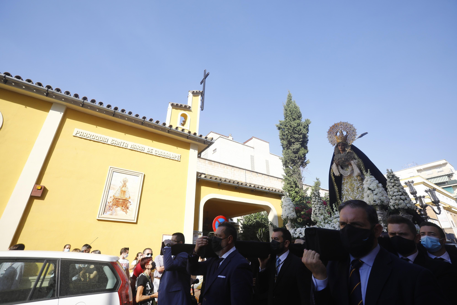 La procesión de la Virgen de la Soledad de Córdoba, en fotografías