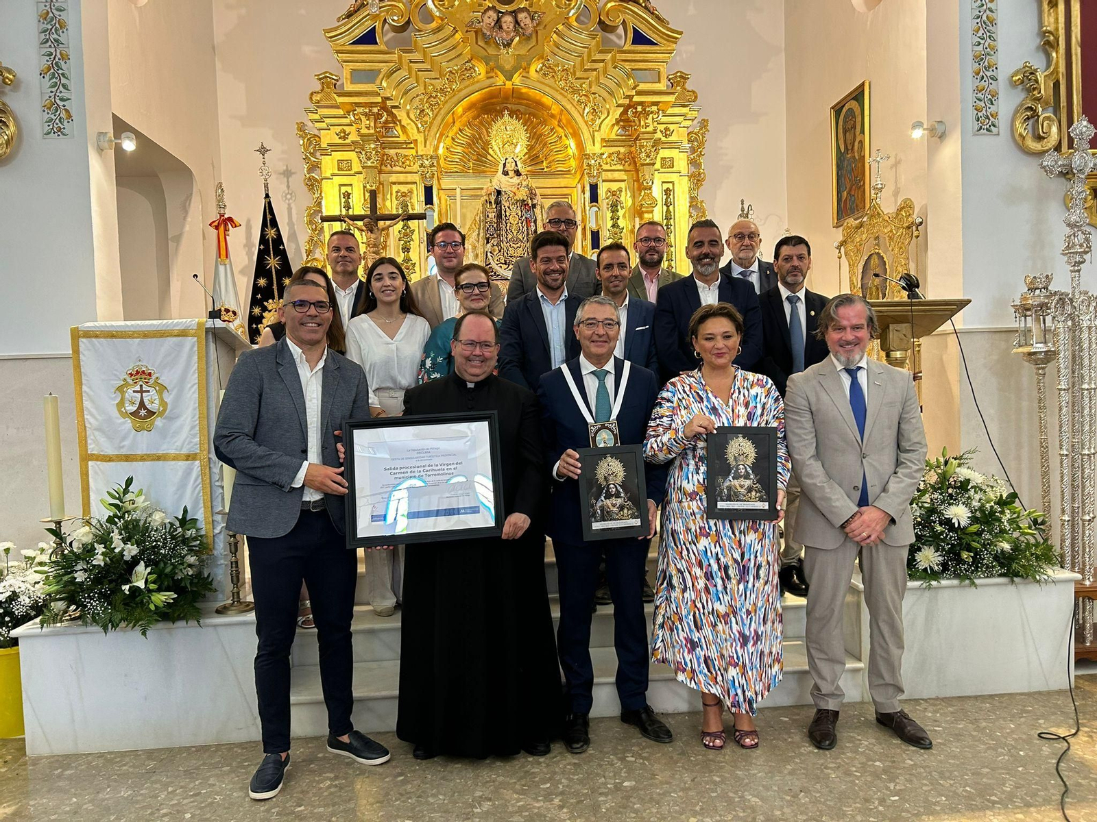 La entrega del título de Fiesta de Singularidad Turística a la Hermandad de Marineros Nuestra Señora del Carmen de La Carihuela. La entrega del título de Fiesta de Singularidad Turística a la Hermandad de Marineros Nuestra Señora del Carmen de La Carihuela.