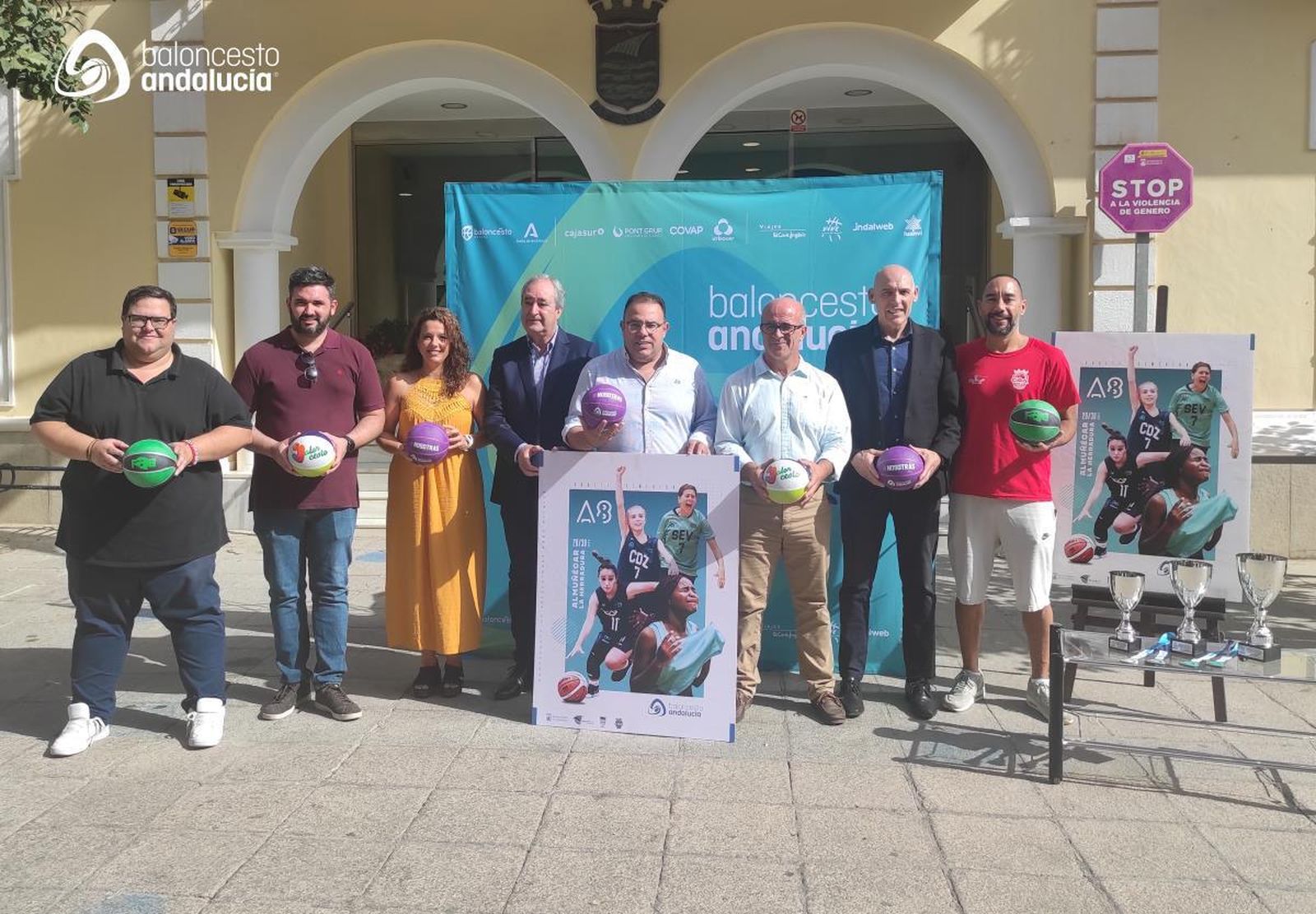 Momento de la presentación del evento en Almuñécar.