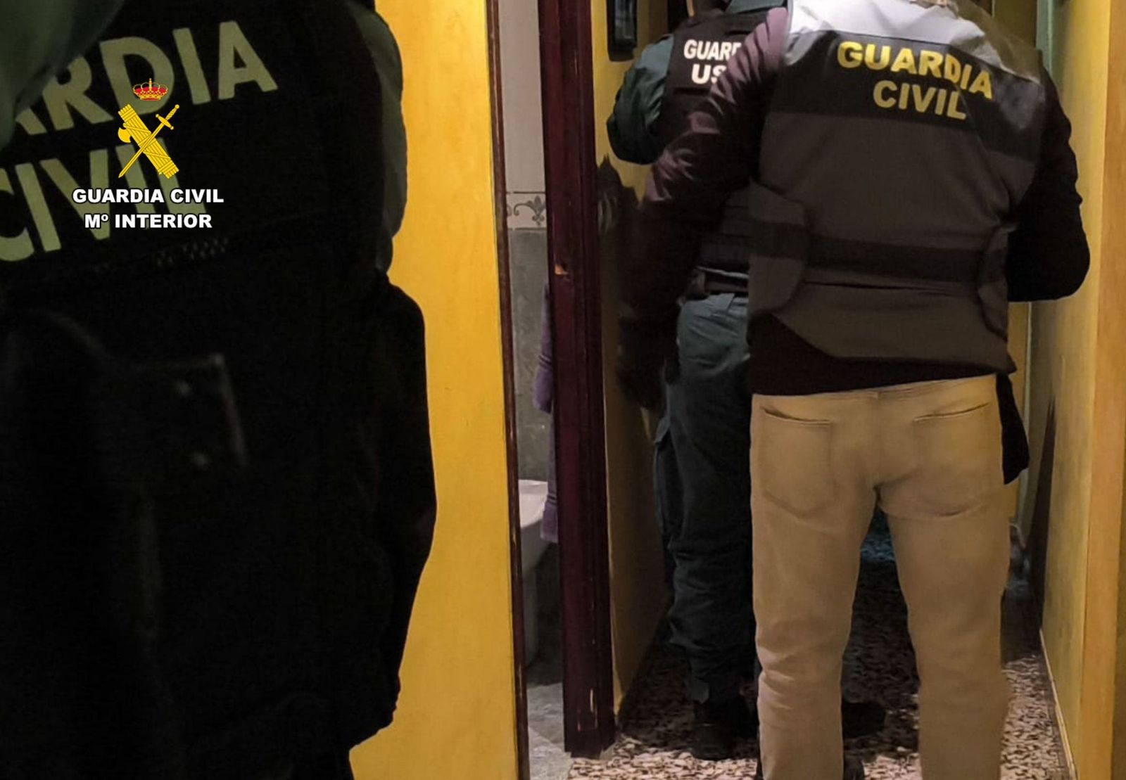 Operativo de la Guardia Civil para la detención de los acusados.
