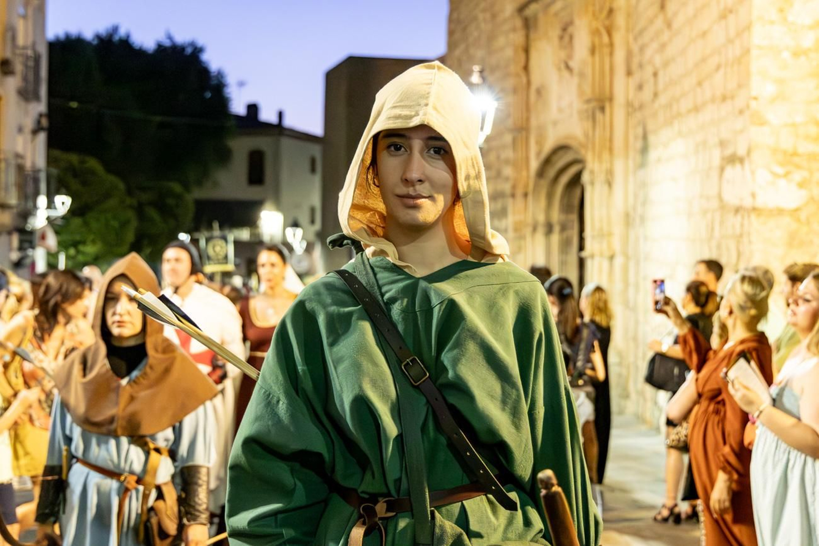 Exhibición de Bailes Medievales y Pasacalles del Lagarto de la Magdalena