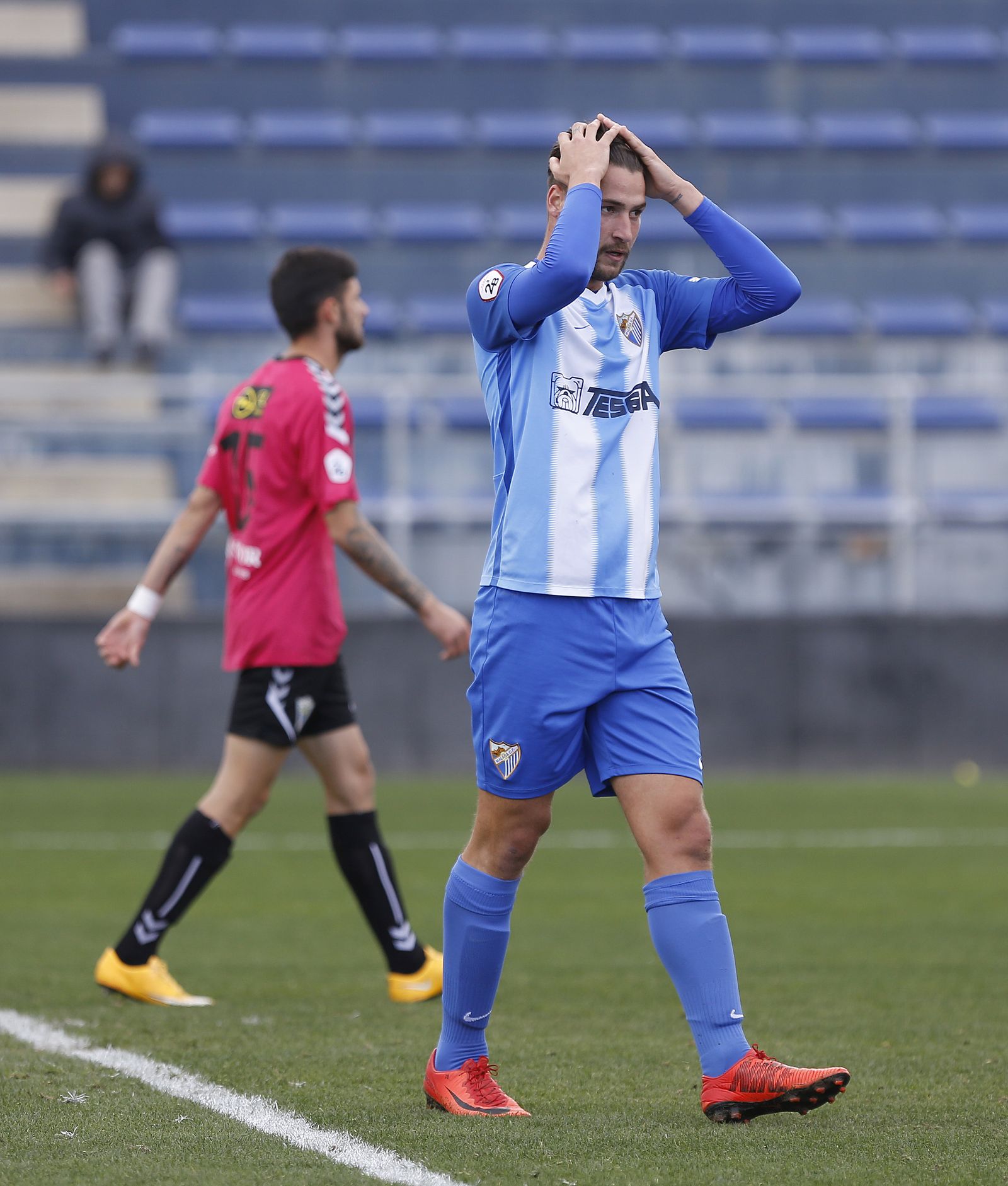 Las fotos del derbi malagueño de Segunda B