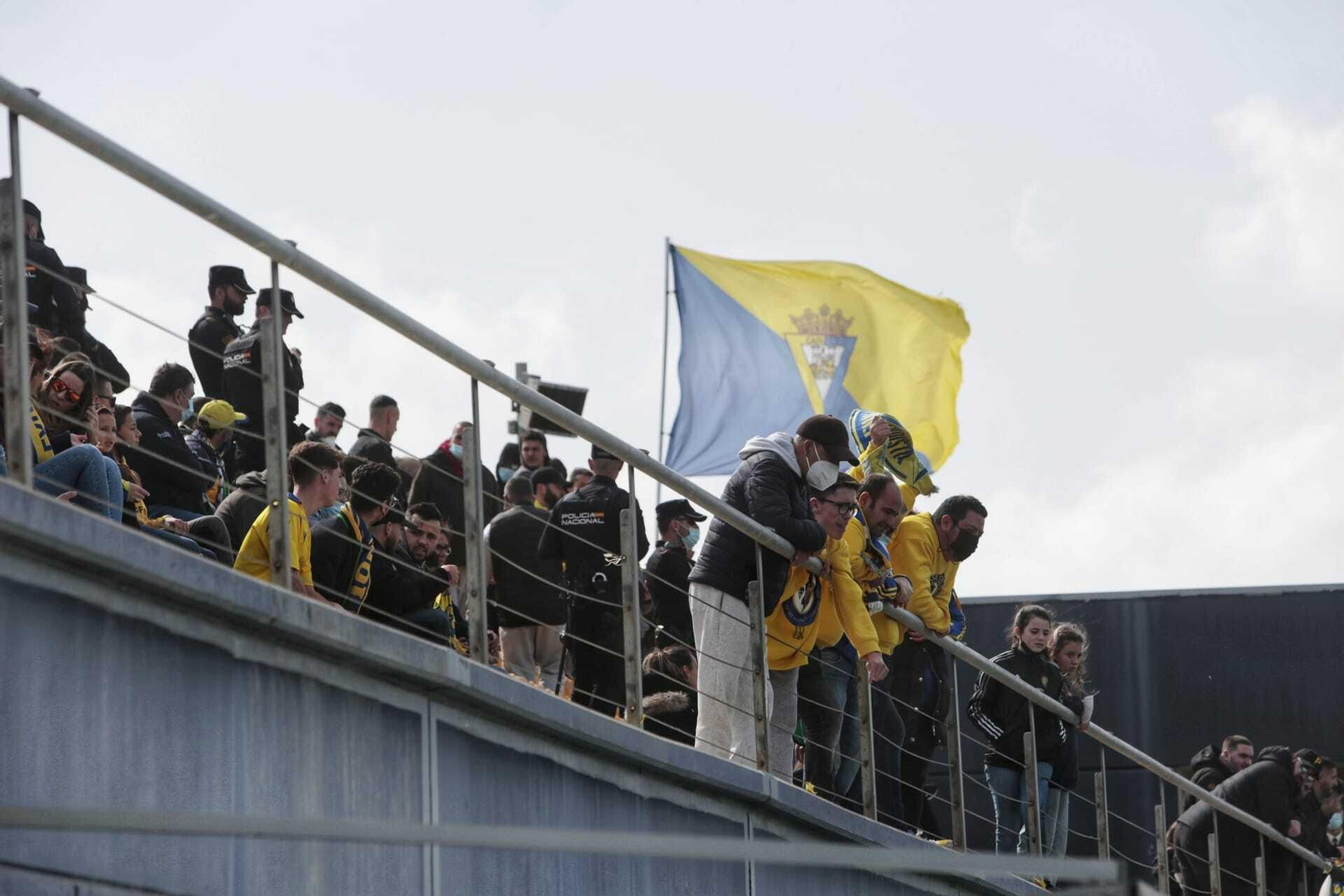 Tensión en el derbi entre Cádiz B y Xerez DFC