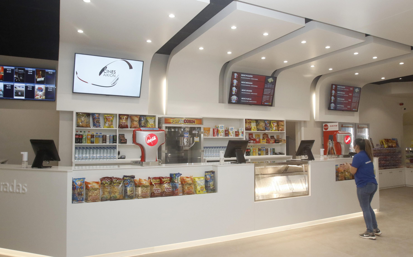 Los nuevos cines Axion del centro comercial El Arcángel, en fotografías