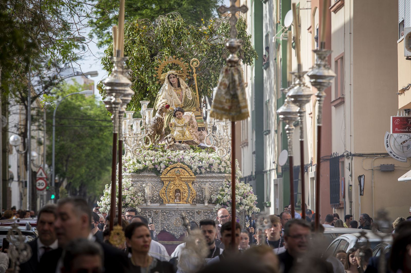 Imágenes de la salida procesional de La Pastora de Trille