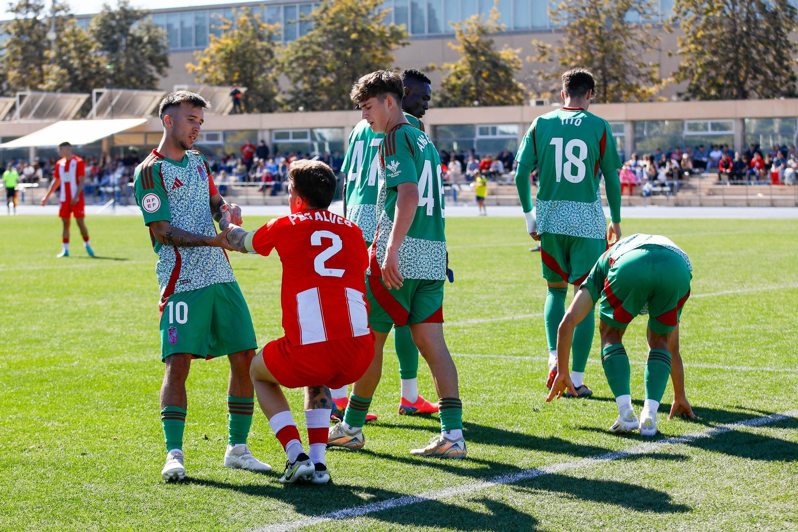 Las imágenes de Segunda RFEF entre Almeria B y recreativo de Granada