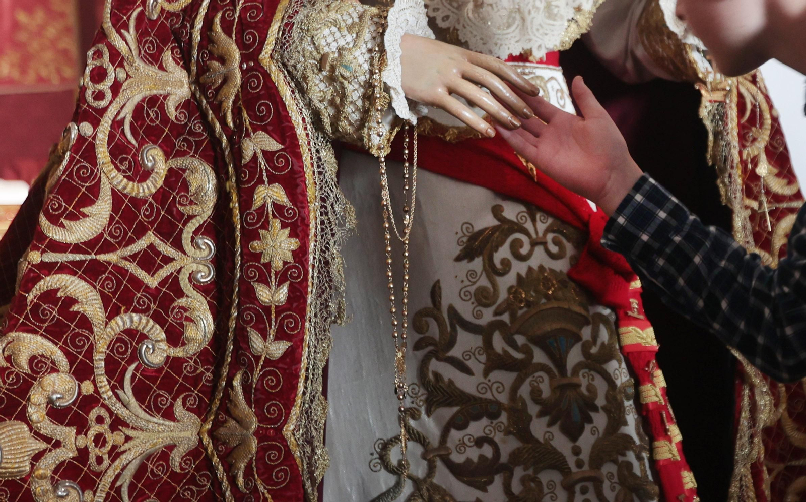 Besapiés y besamanos del cuarto domingo de Cuaresma en Jerez 2025