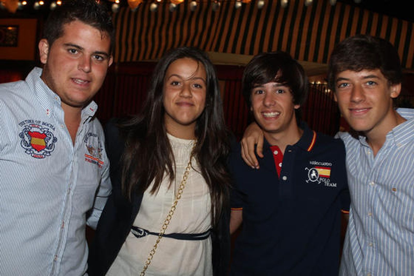 Gran ambiente en la feria de La Línea en la madrugada del lunes

Foto: Paco Guerrero