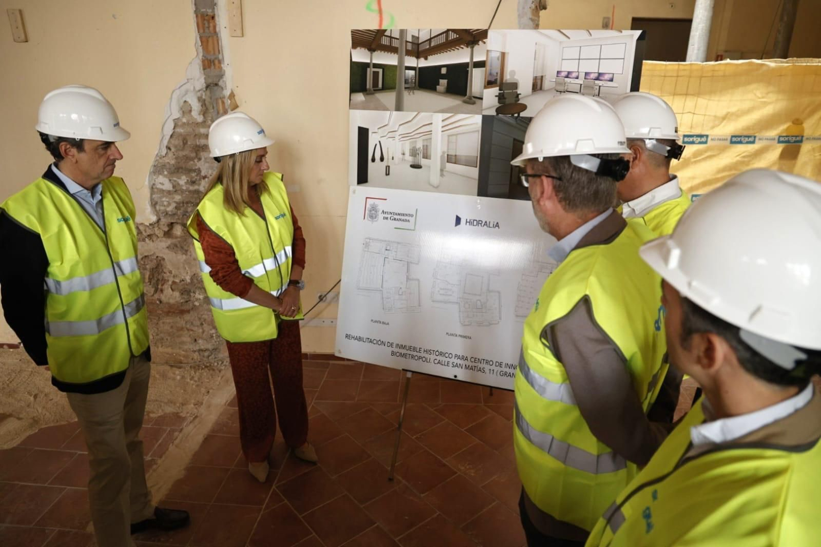 Carazo en la visita a las obras.