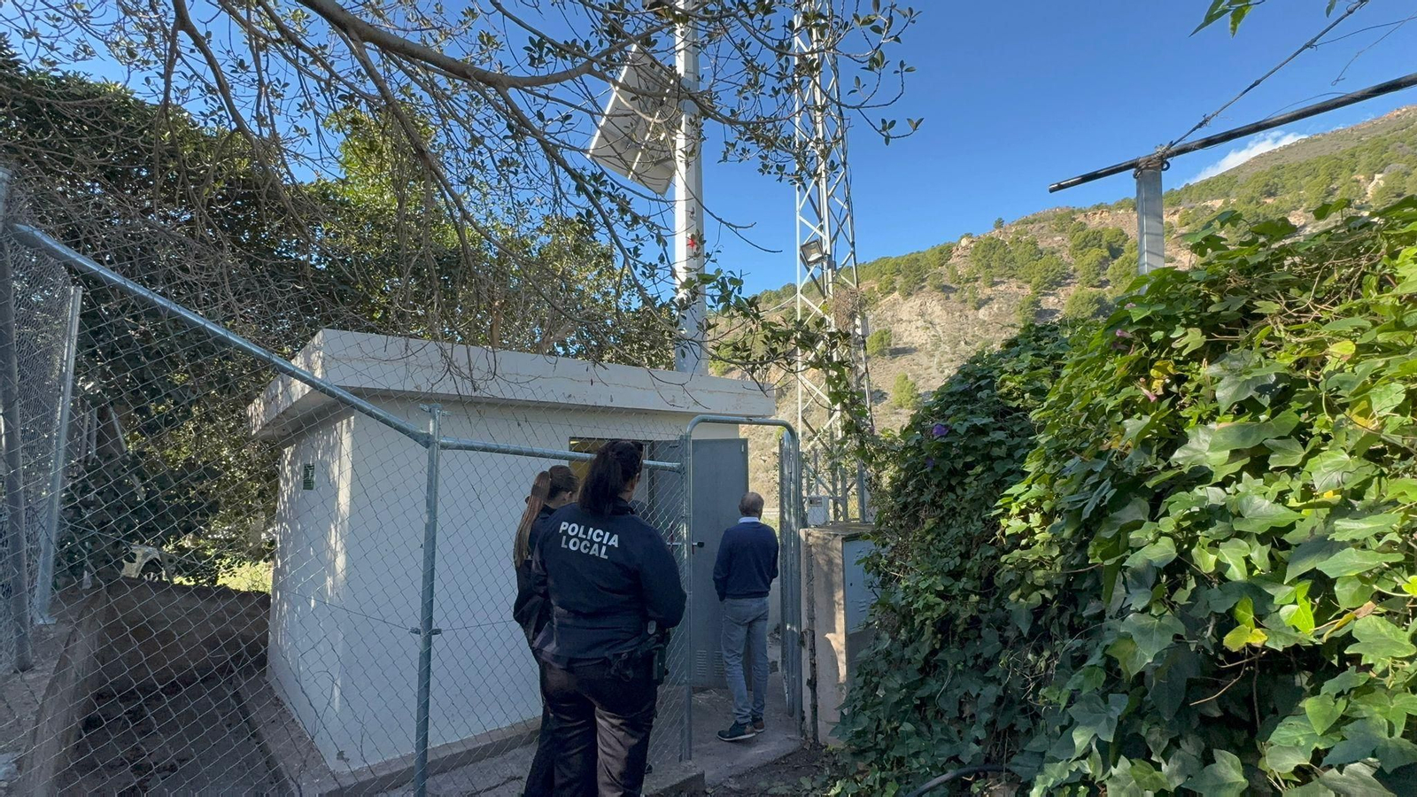 La sirena de advertencia de la cabecera de Vélez de Benaudalla