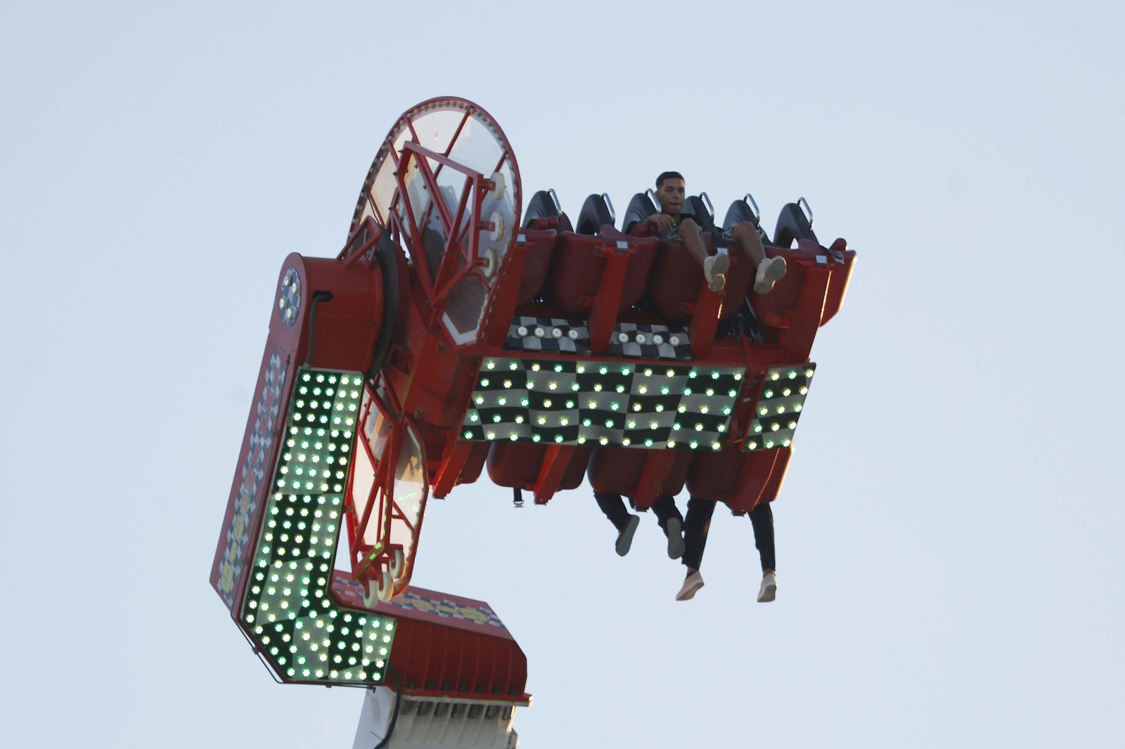 Búscate en las fotos del sábado de la Feria de La Línea