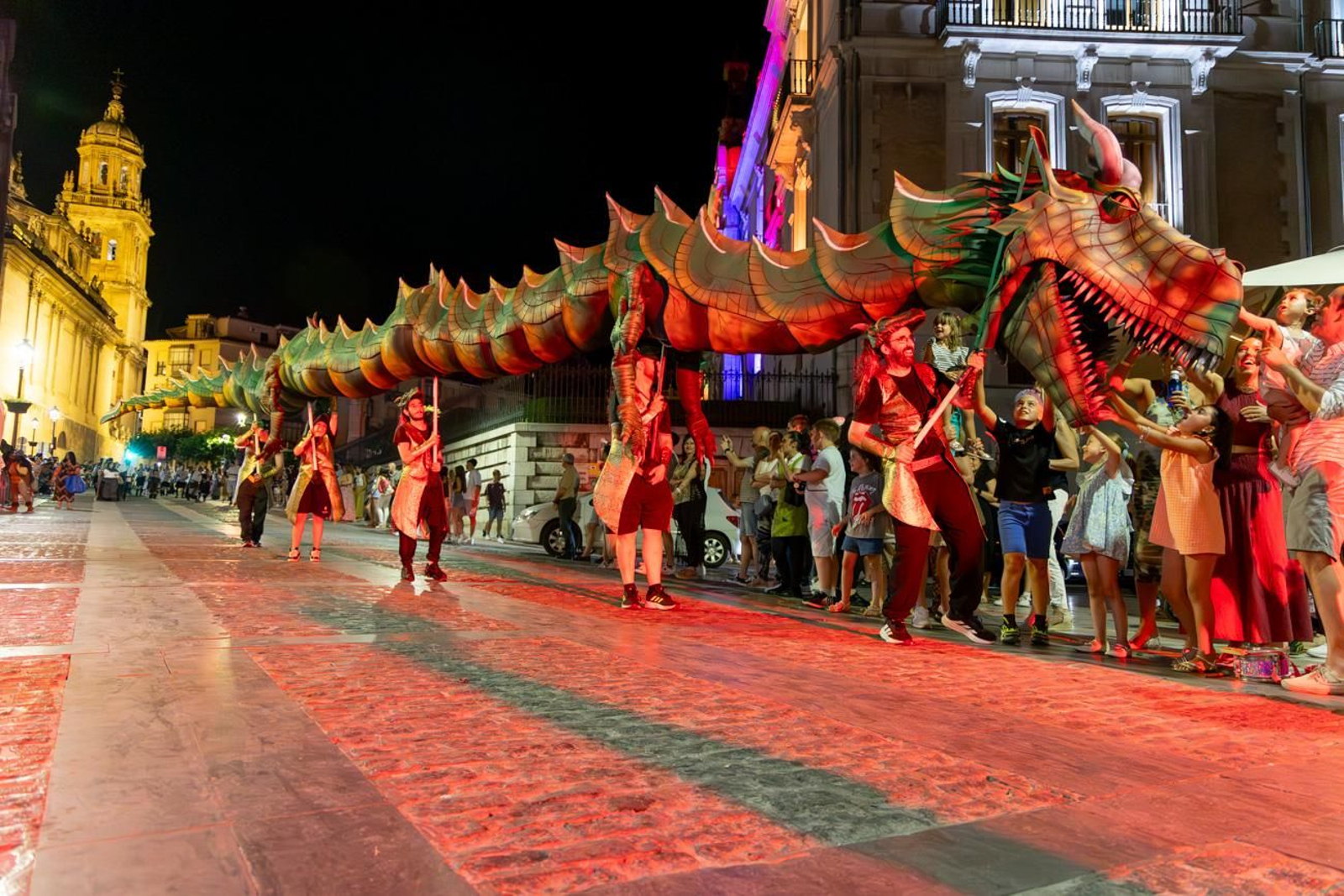 Exhibición de Bailes Medievales y Pasacalles del Lagarto de la Magdalena