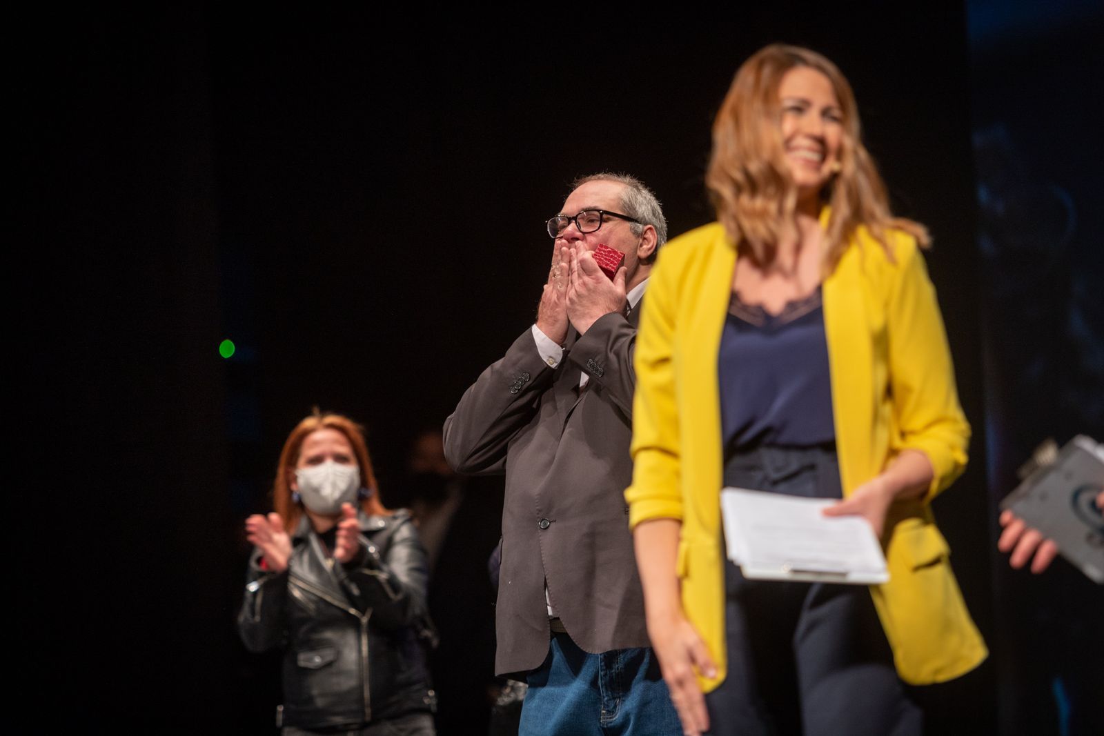 Imágenes de la entrega de los Antifaces de Oro y sorteo del COAC 2022