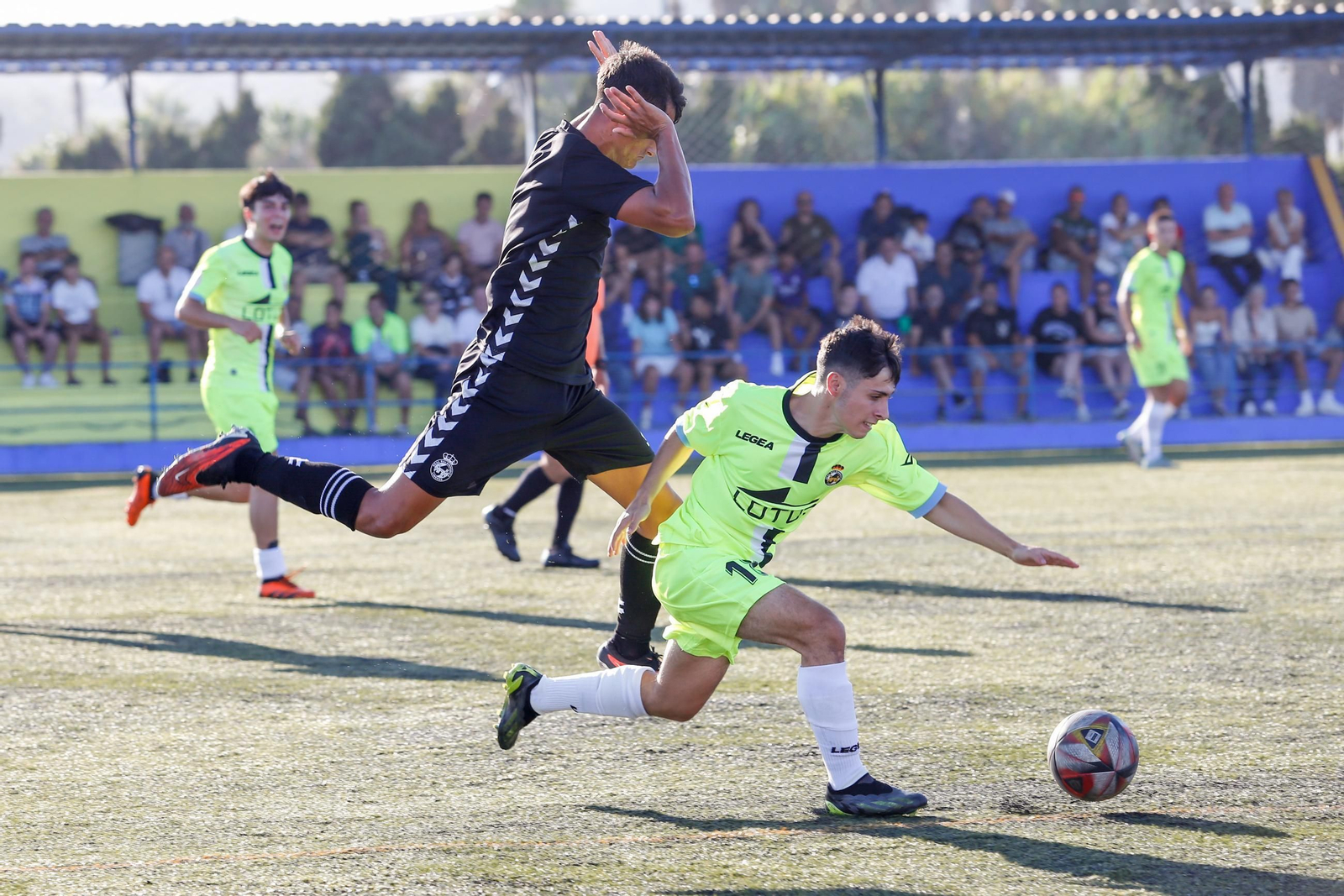 Las fotos del amistoso Balompédica-Balona B