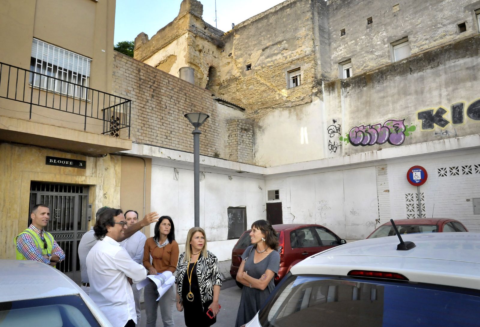Mamen Sánchez y Laura Álvarez, en su visita al Pasaje San Ignacio.