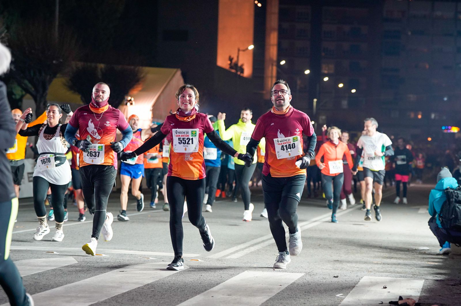 En imágenes: búscate en tu llegada a meta de la Carrera de San Antón 2026 (1)