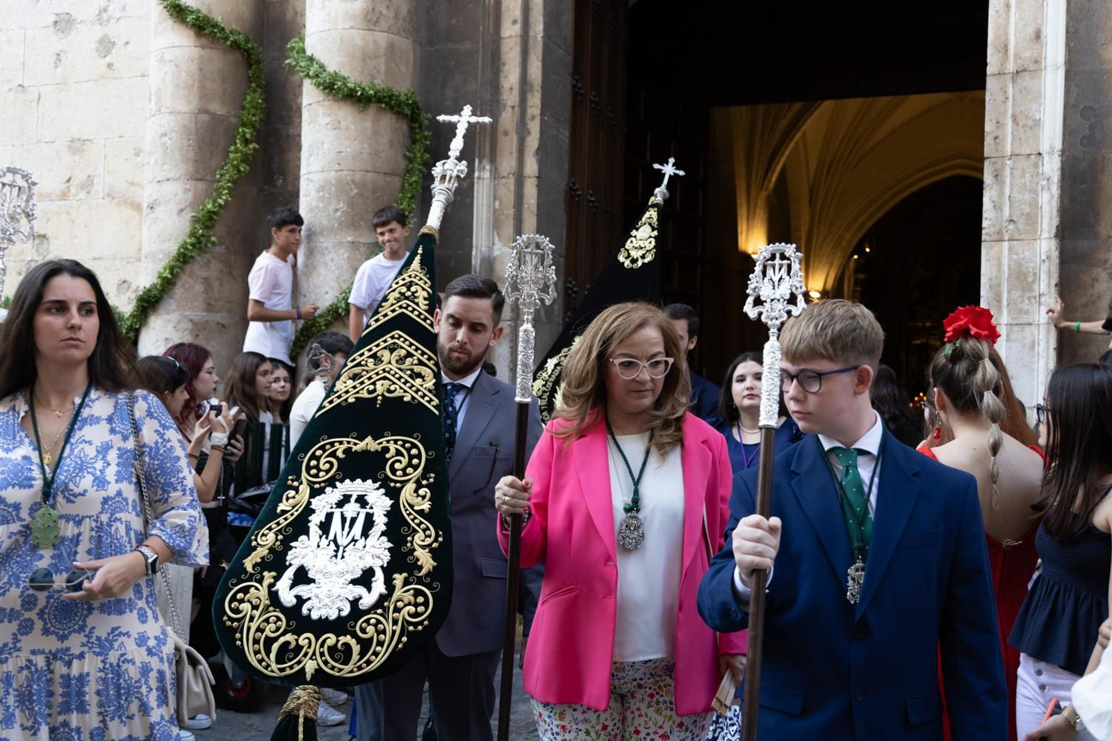 Así ha procesionado la Virgen de la Capilla por Jaén en su día grande.