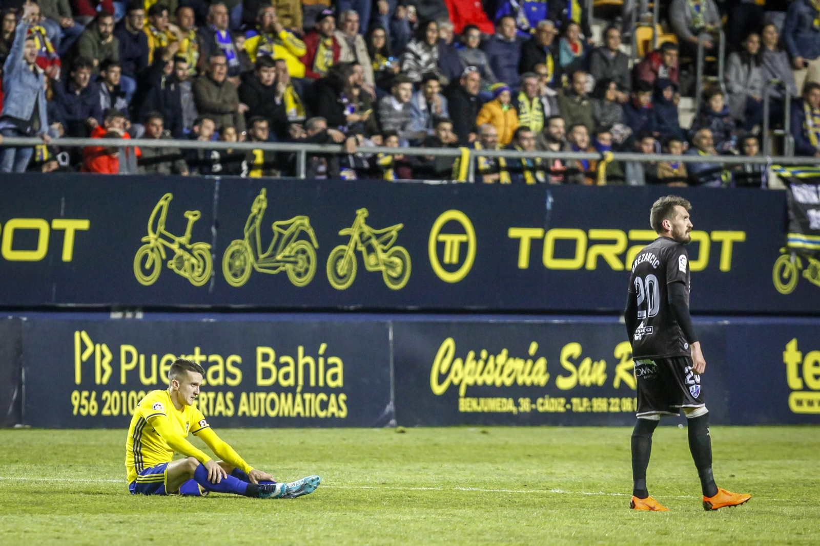 Las imágenes del Cádiz-Huesca