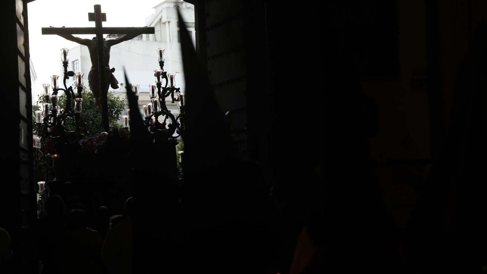 Las imágenes del Martes Santo en Tarifa: La Salud