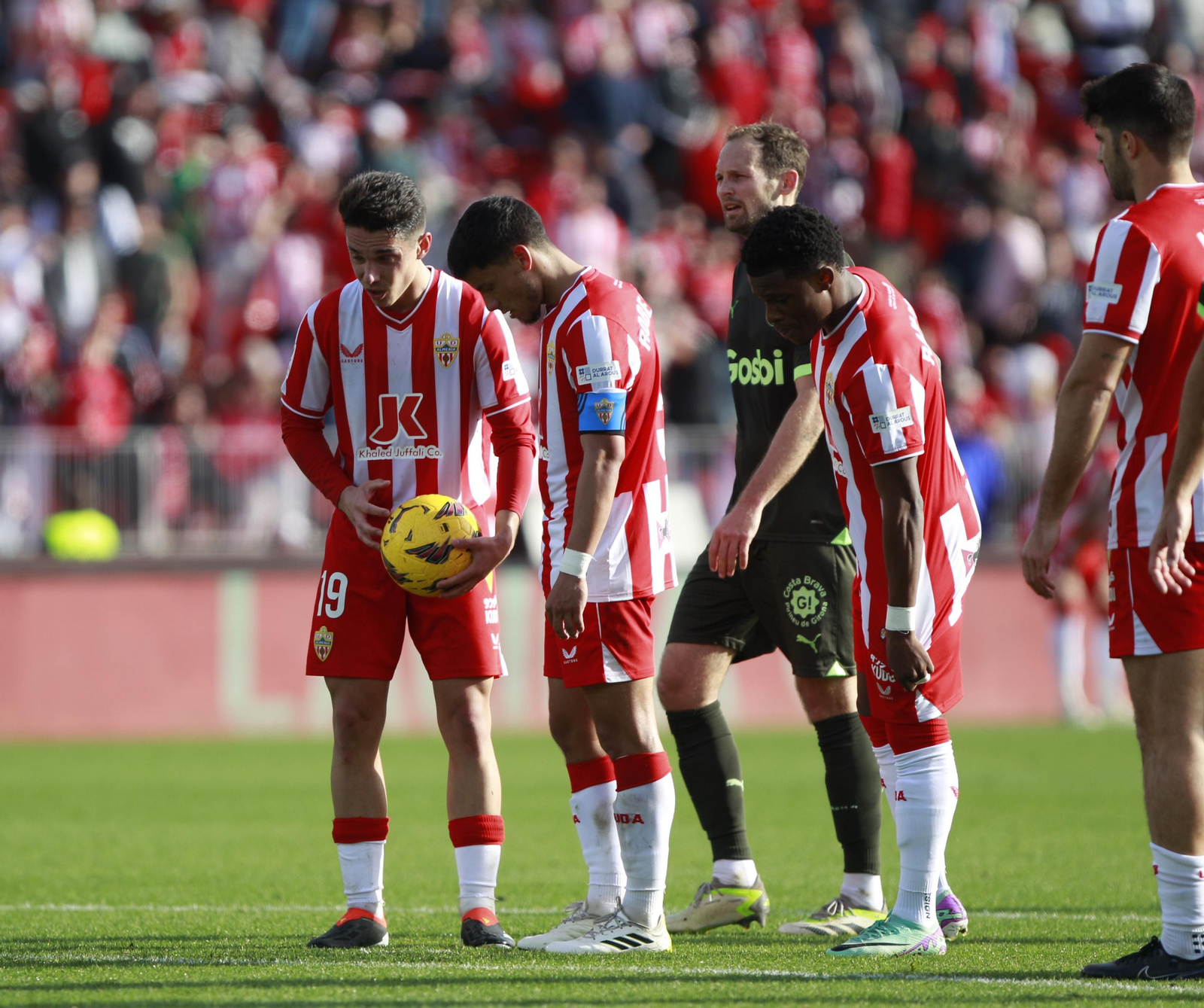 Las mejores imágenes del partido de fútbol U.D. Almería-Girona F.C.