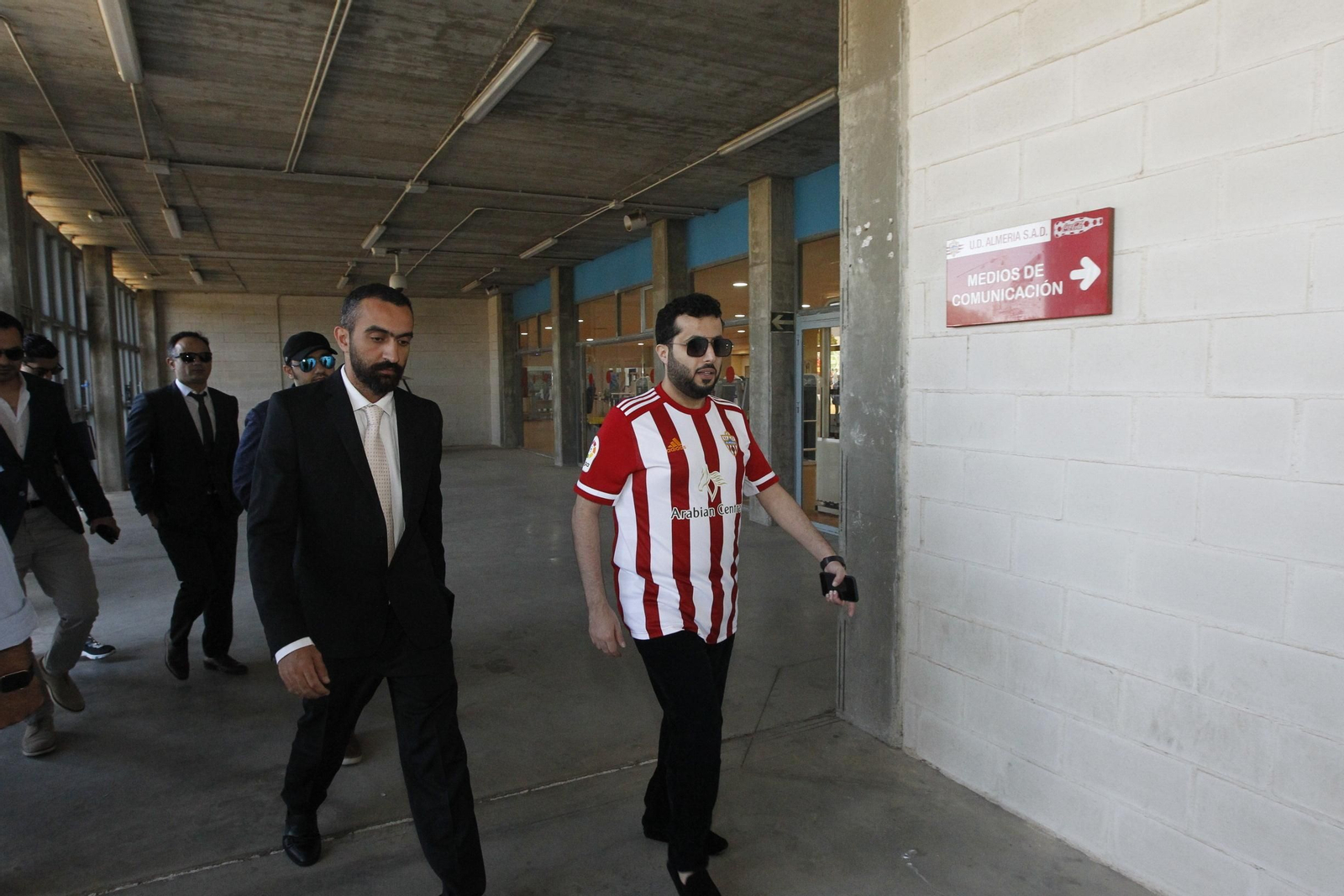 Fotogalería rueda de prensa dueño U.D. Almería, Turki Al-Sheik