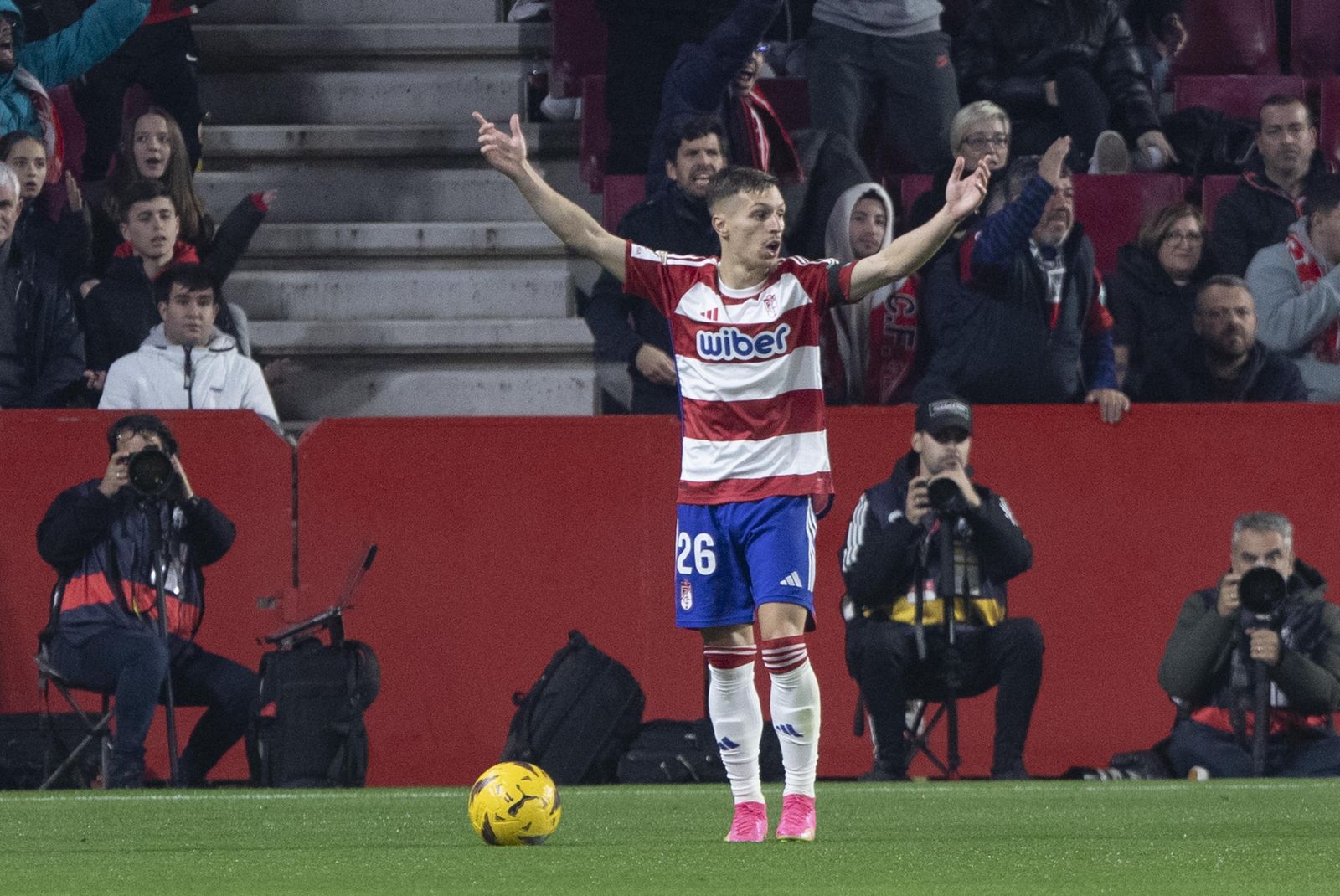 Las imágenes del partido entre el Granada CF y Athletic Club