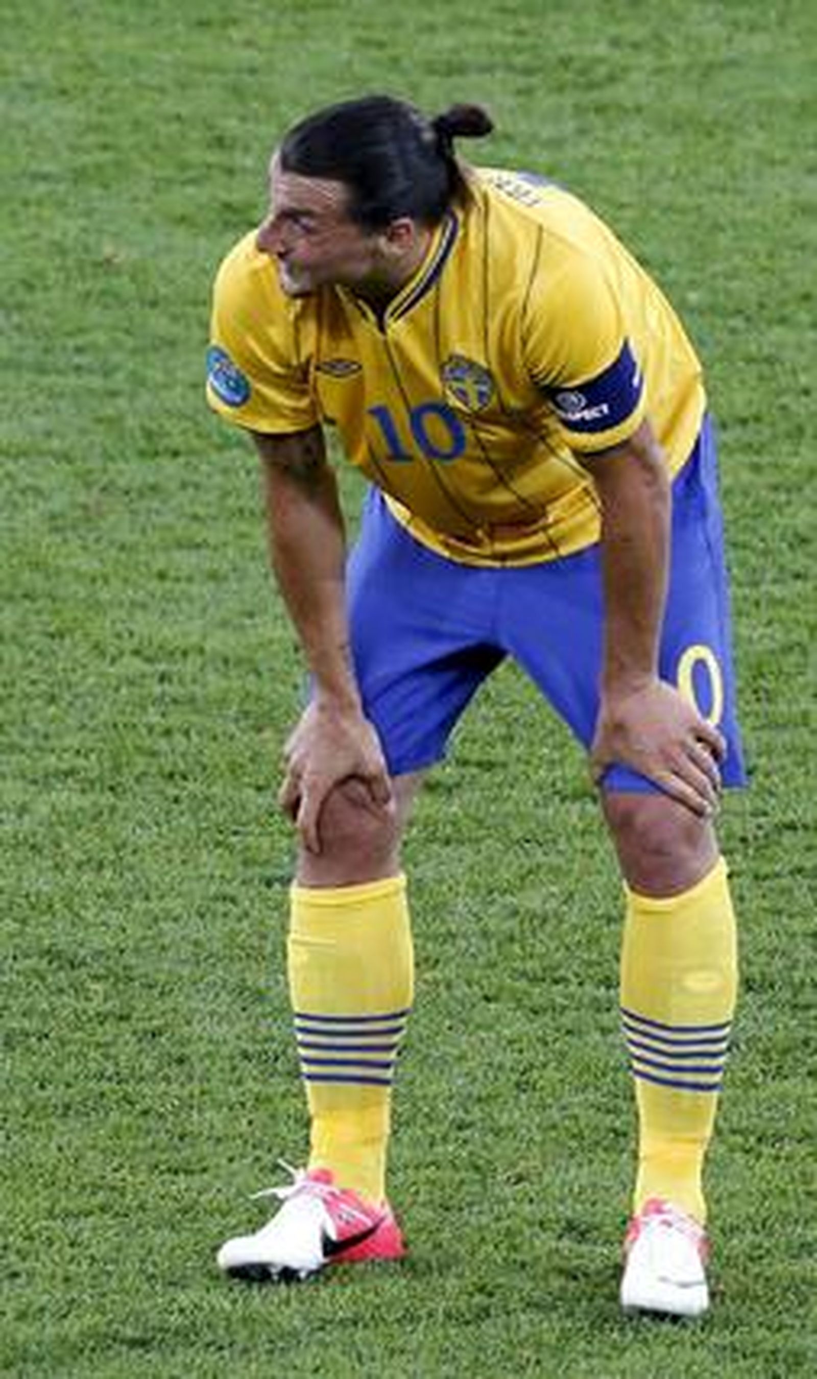 Inglaterra vence 'in extremis' en un partido loco y dejan a Suecia fuera de la Eurocopa.

Foto: EFE