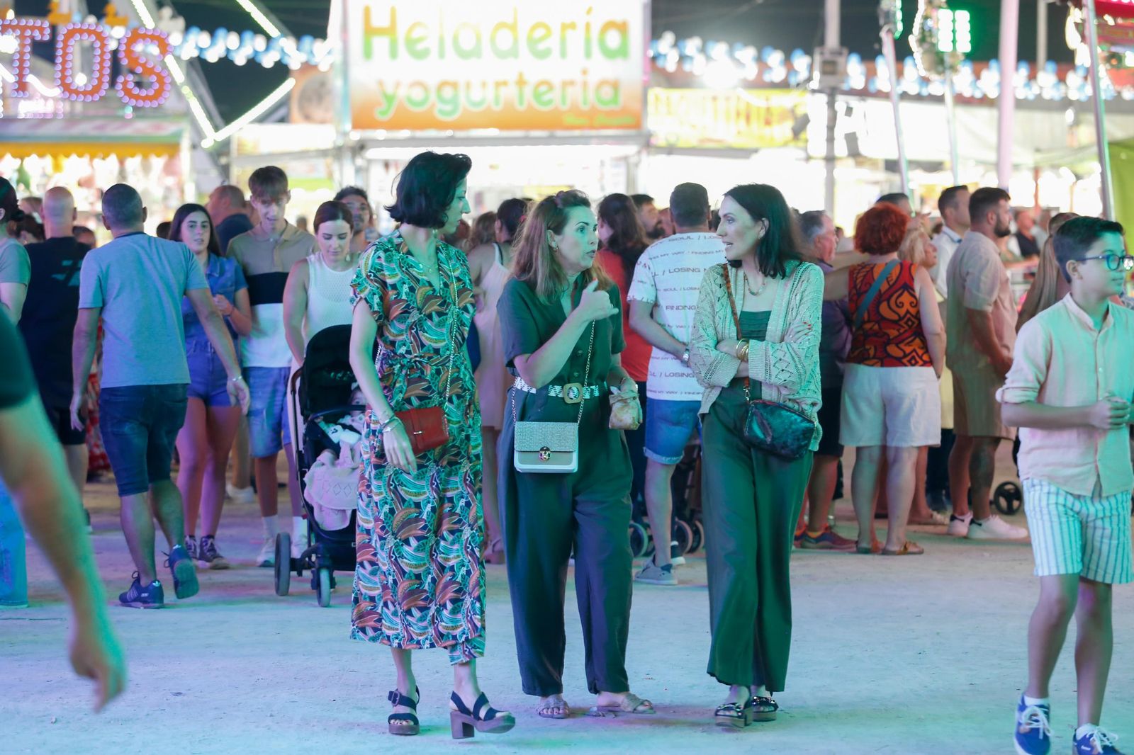 Búscate en las fotos del jueves en la Feria de La Línea