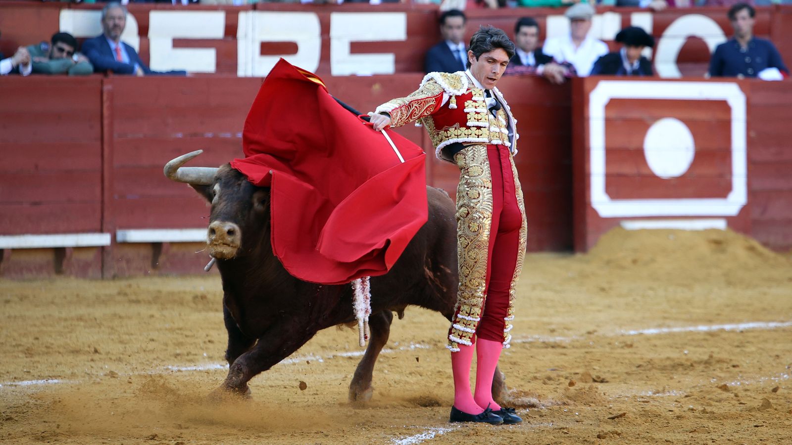 Última tarde de toros de la Feria de Jerez 2024 con Morante, Manzanares y Castella