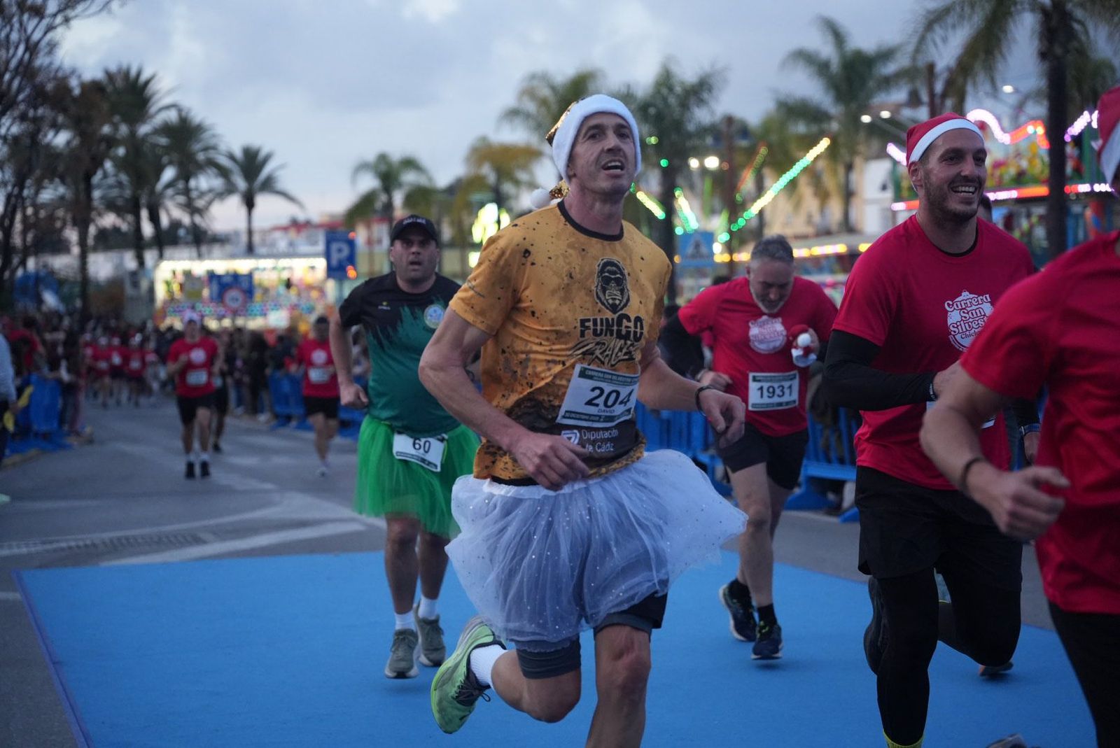 Imágenes de la XII Carrera San Silvestre Chiclanera