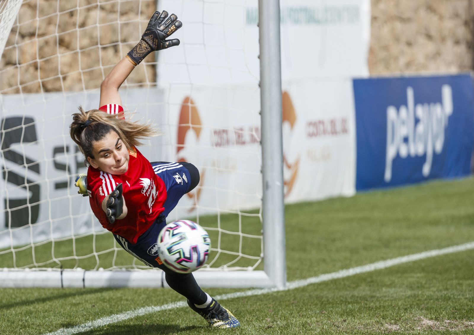 Fotos: la selección española femenina sigue la puesta a punto en Marbella