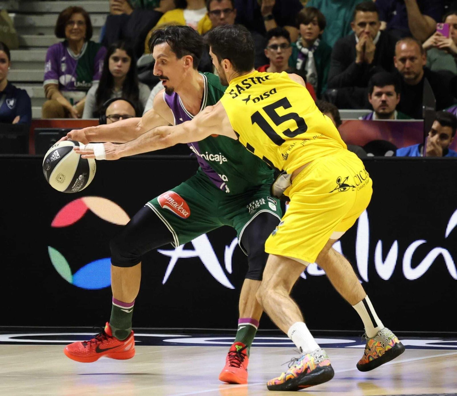 El Unicaja - Lenovo Tenerife de la Copa del Rey, en fotos